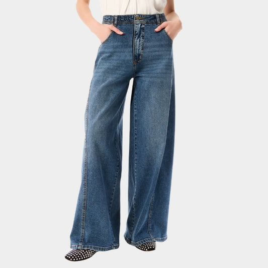 BARREL SEAMED BARREL JEAN